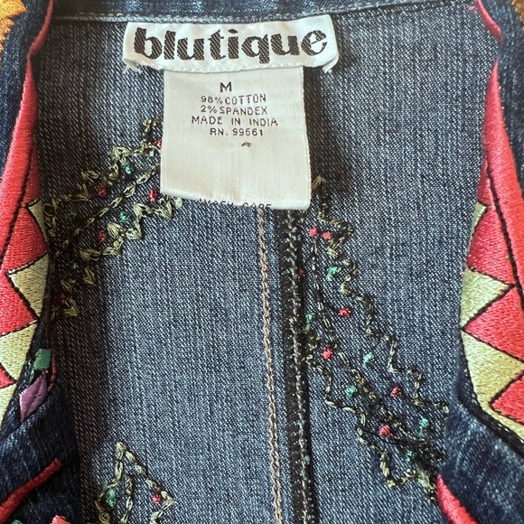 BLUTIQUE Women’s Embroidered Boho/Y2K Denim Jacket SZ:M - Picture 13 of 14